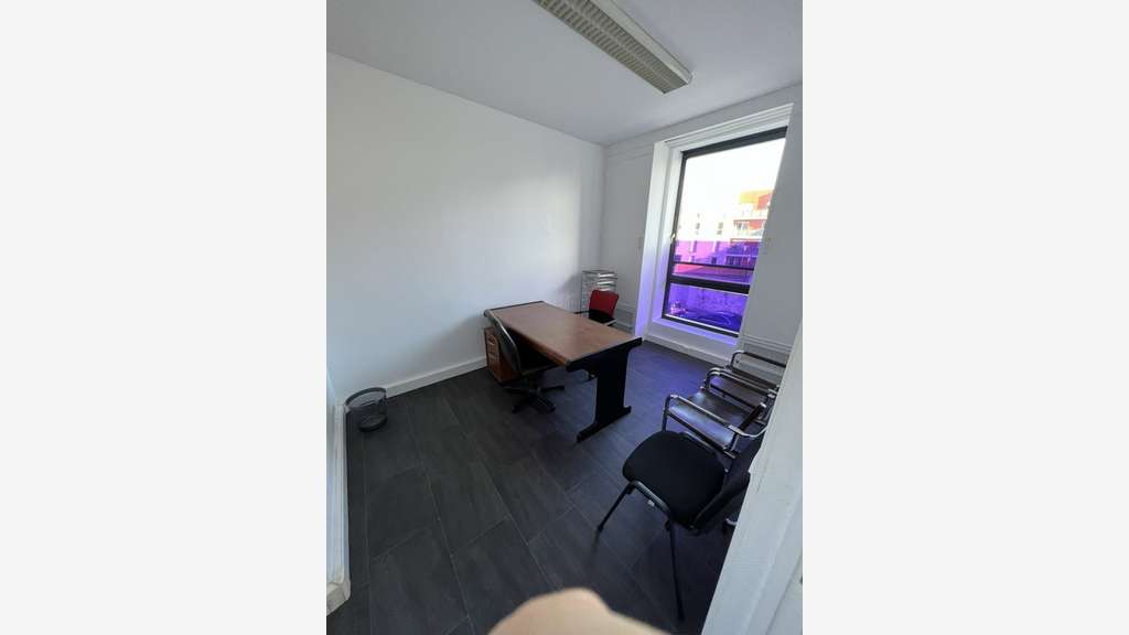 Local/bureau de 62m² à vendre à Saint Denis (93)