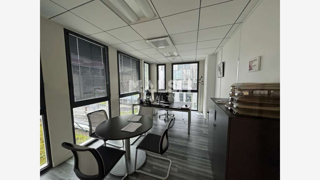 Bureaux 146m² Saint Etienne Châteaucreux