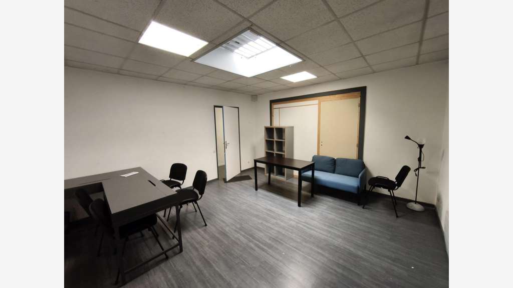 Vente bureaux rentabilité possible 12% St-Etienne