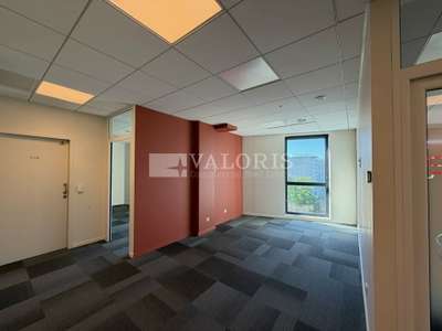 Bureaux 204m² à vendre à Saint-Fons