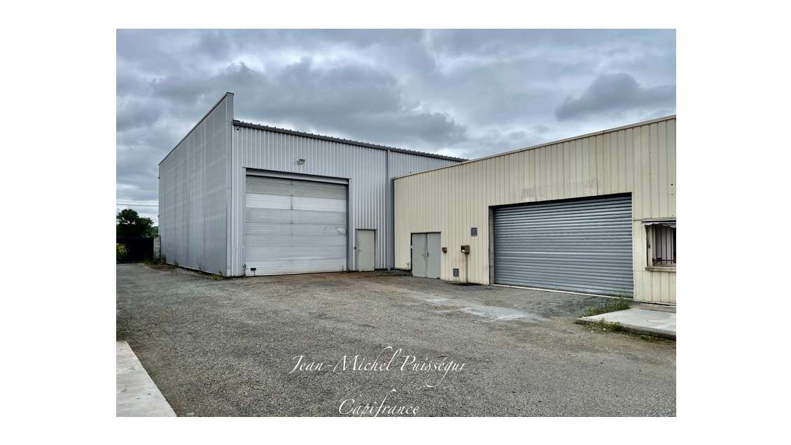 Locaux professionnels 2400m² à vendre à St Gaudens
