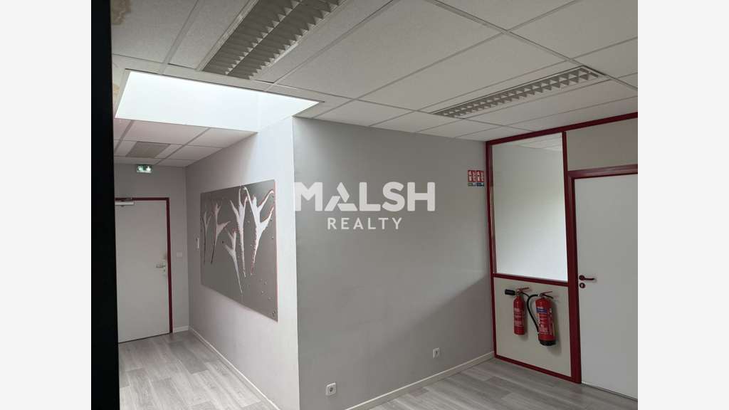 AV bureaux 205m² divisibles à Saint-Genis-Laval