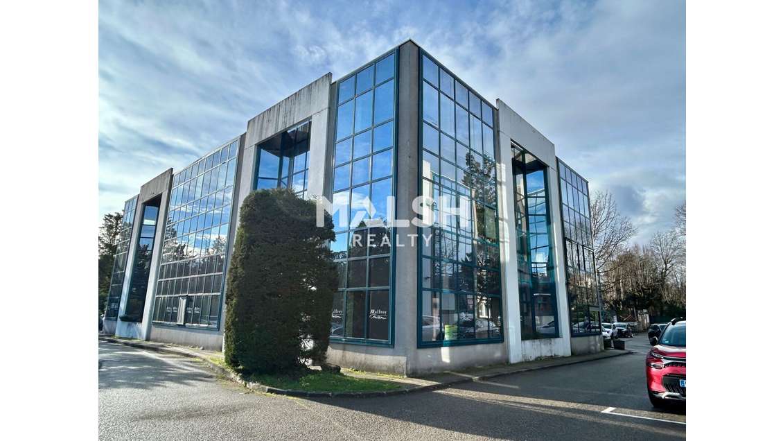 AV bureaux 205m² divisibles à Saint-Genis-Laval