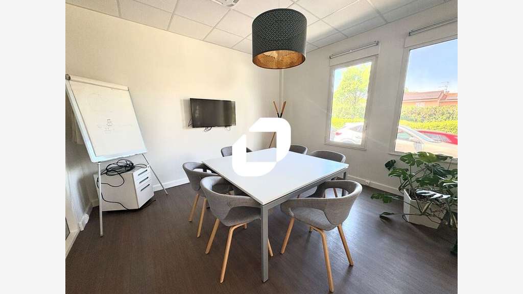Vente Bureaux 135m² Saint genis laval