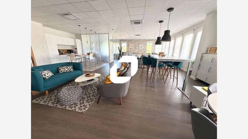 Vente Bureaux 135m² Saint genis laval