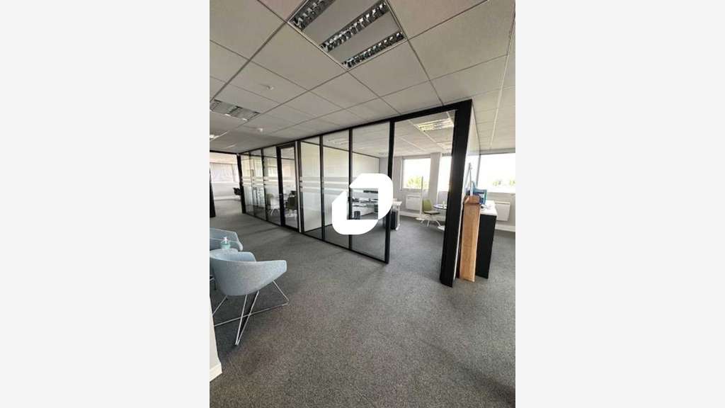 Vente Bureaux 145m² Saint germain en laye