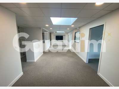 Immobilier Professionnel à vendre Saint-Gilles