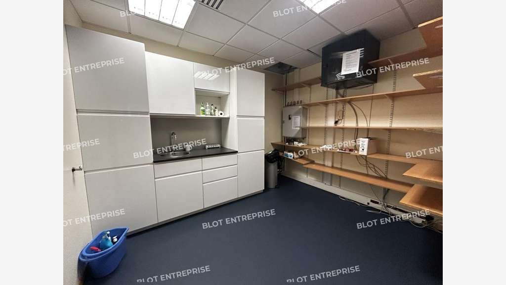 A vendre bureaux 120m² à Saint-Herblain