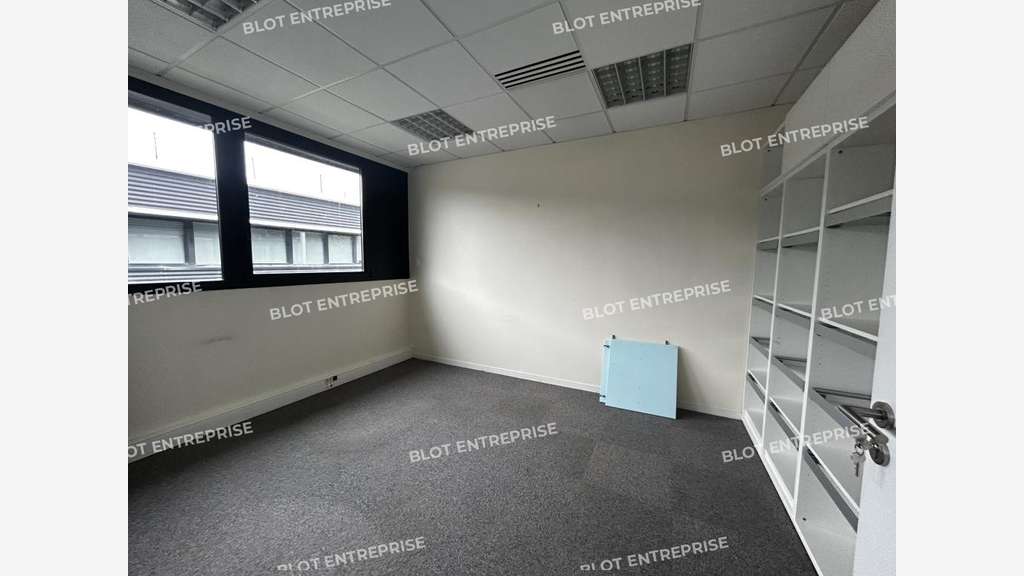 A vendre bureaux 120m² à Saint-Herblain