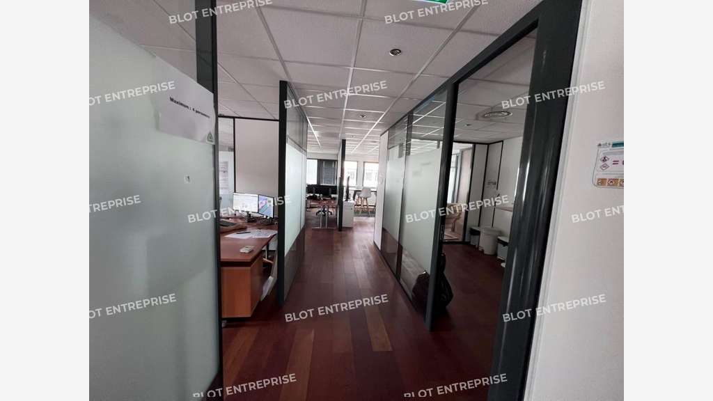 Vente bureaux 225m² R+1 parc tertiaire St-Herblain
