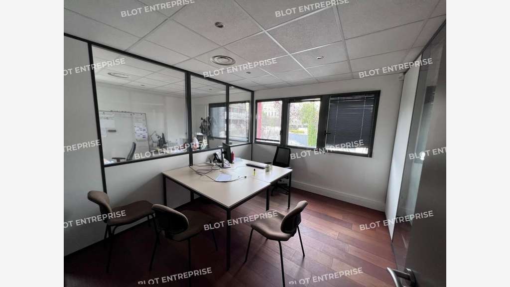 Vente bureaux 225m² R+1 parc tertiaire St-Herblain
