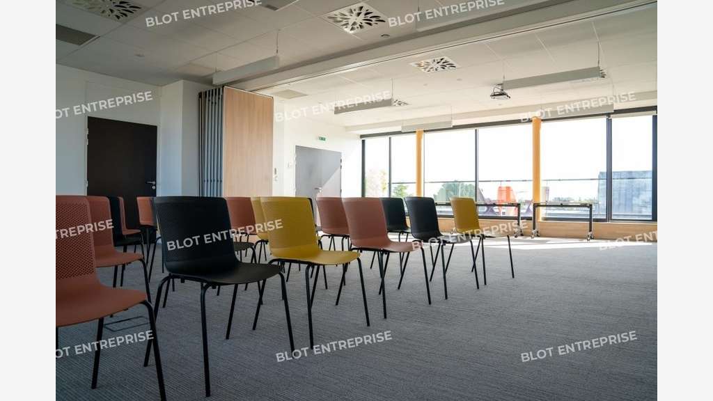 A vendre bureaux 1119m² à St-Herblain Beauséjour