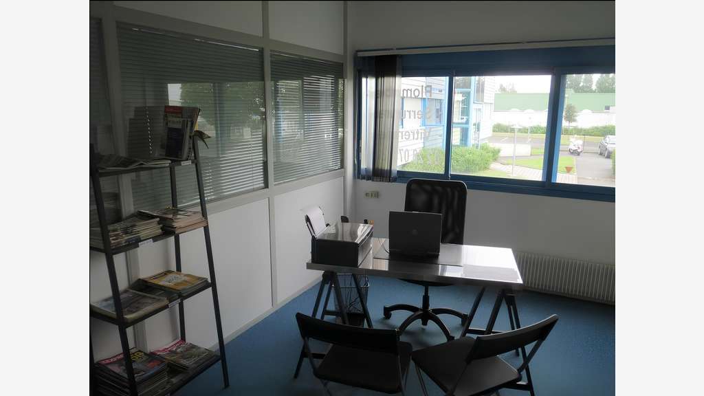 Vente bureaux loués 85m² à Saint Herblain