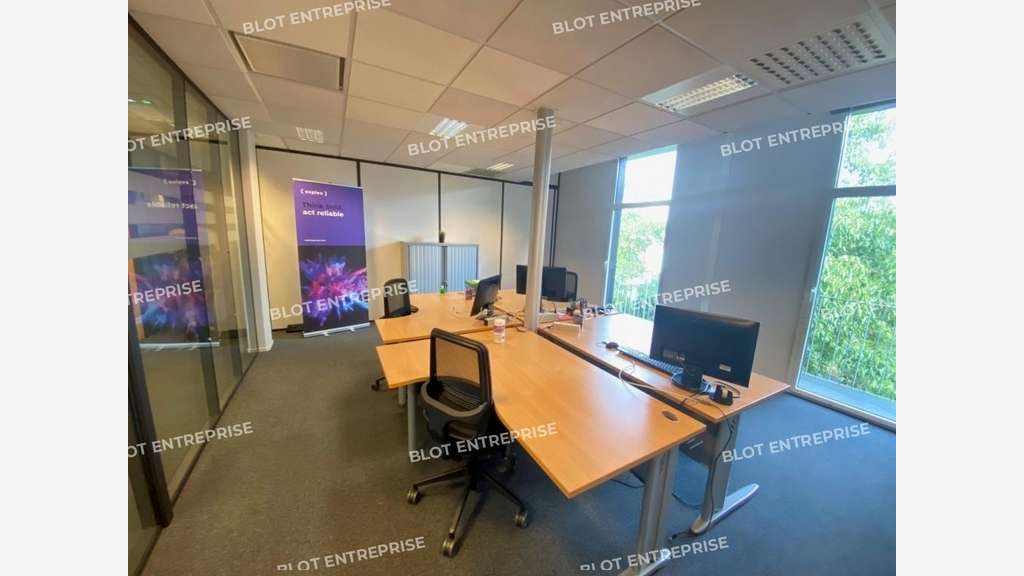 À VENDRE - BUREAUX - 175 M² - SAINT-HERBLAIN