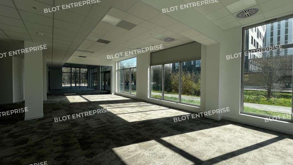 A vendre/a louer bureaux neufs 583m² la Courrouze