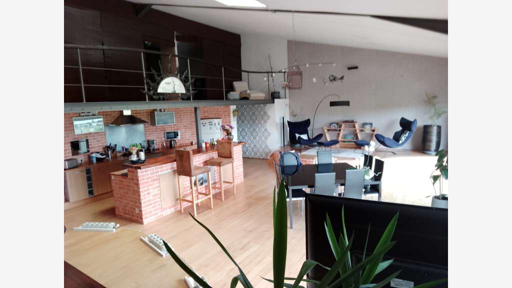 AV bâtiment 970m² entre Rochefort et La Rochelle