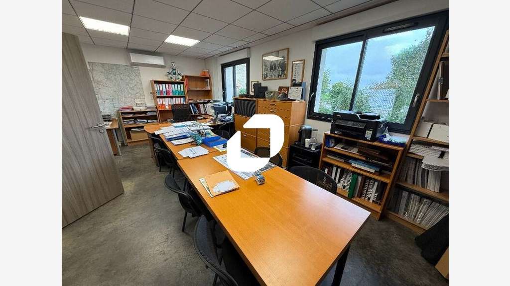 Vente Bureaux 150m² Saint laurent de mure