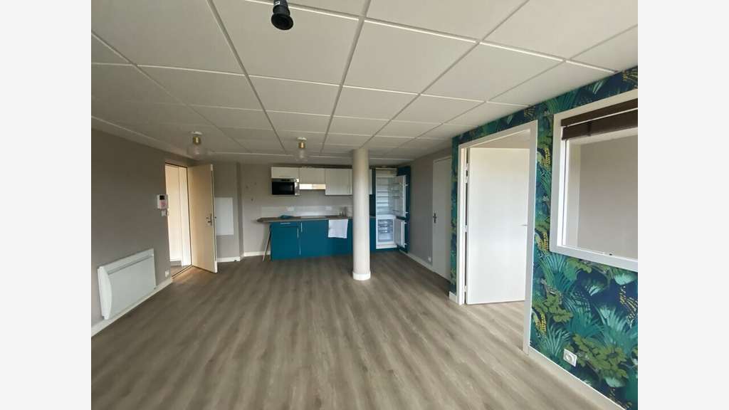 A vendre murs 40m² en RDC surélevé à Saint Malo