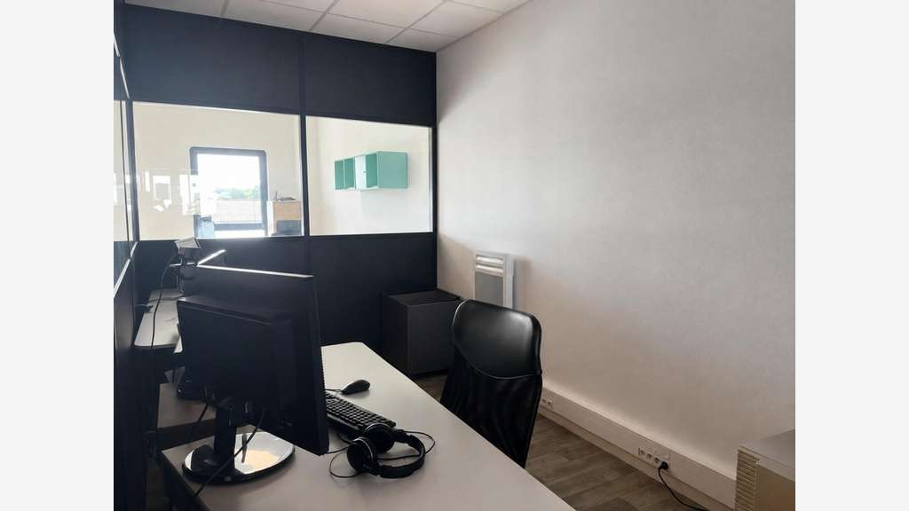 Vente bureaux professionnels moderne à Saint-Malo