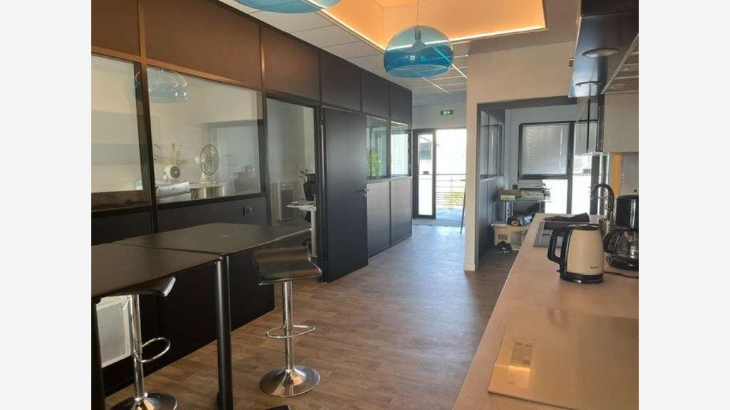 Bureaux professionnels récents