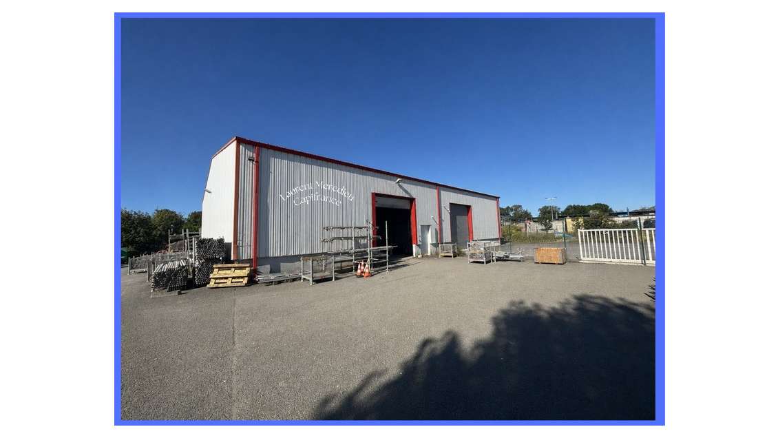 Local d'activités de 570 m² - Entrepôts, bureaux e