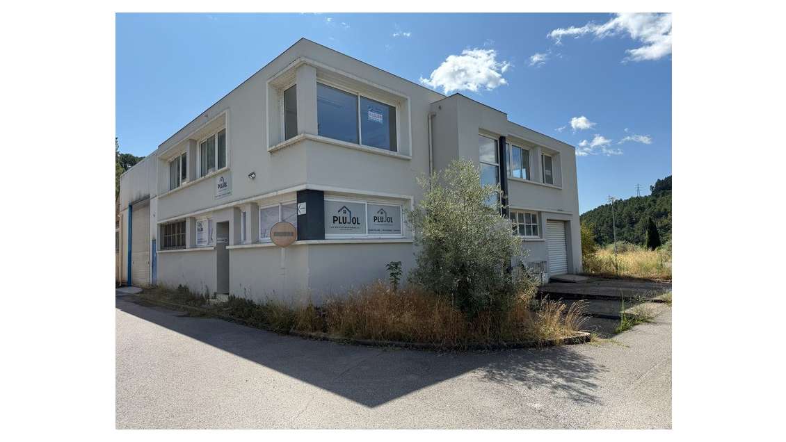 Locaux polyvalents à Saint-Martin-de-Valgalgues