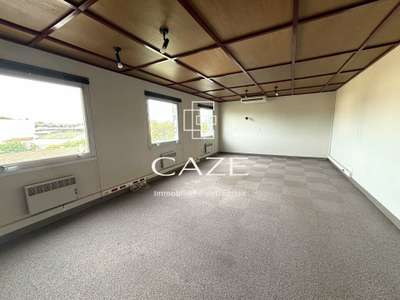 Bureaux de 58m² à vendre à Saint-Médard-en-Jalles