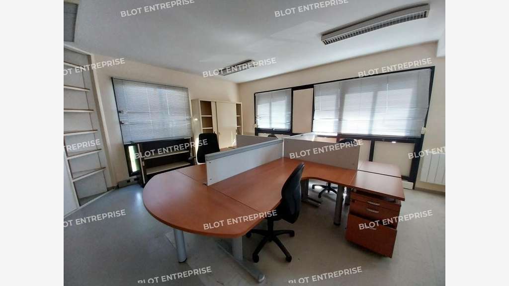 A vendre bureaux 160m² à Saint Nazaire Oceanis
