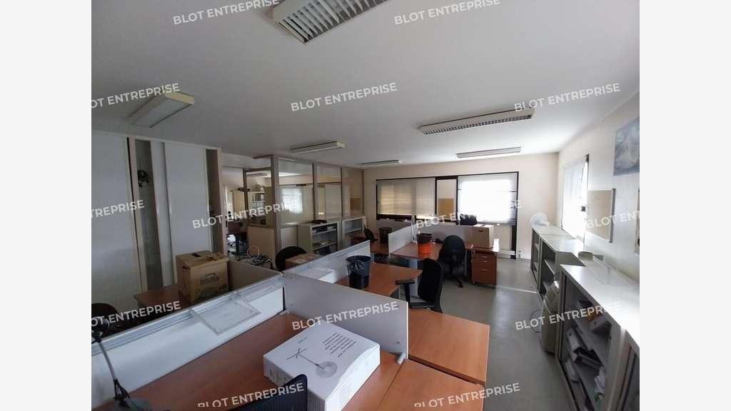 A vendre bureaux 160m² à Saint Nazaire Oceanis