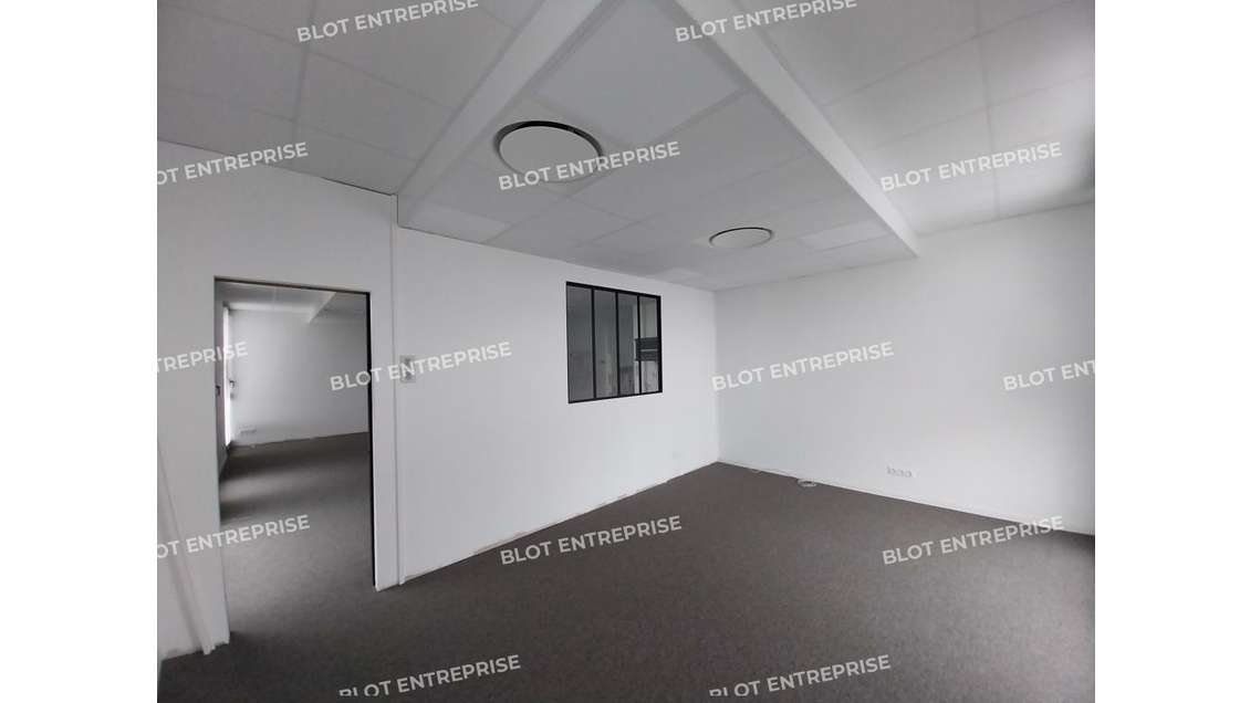 A vendre bureaux 140m² PMR Saint Nazaire Océanis