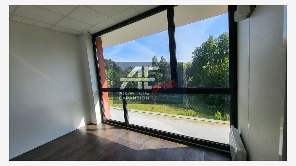 Murs cabinet médical 105m² à vendre Saint Nazaire