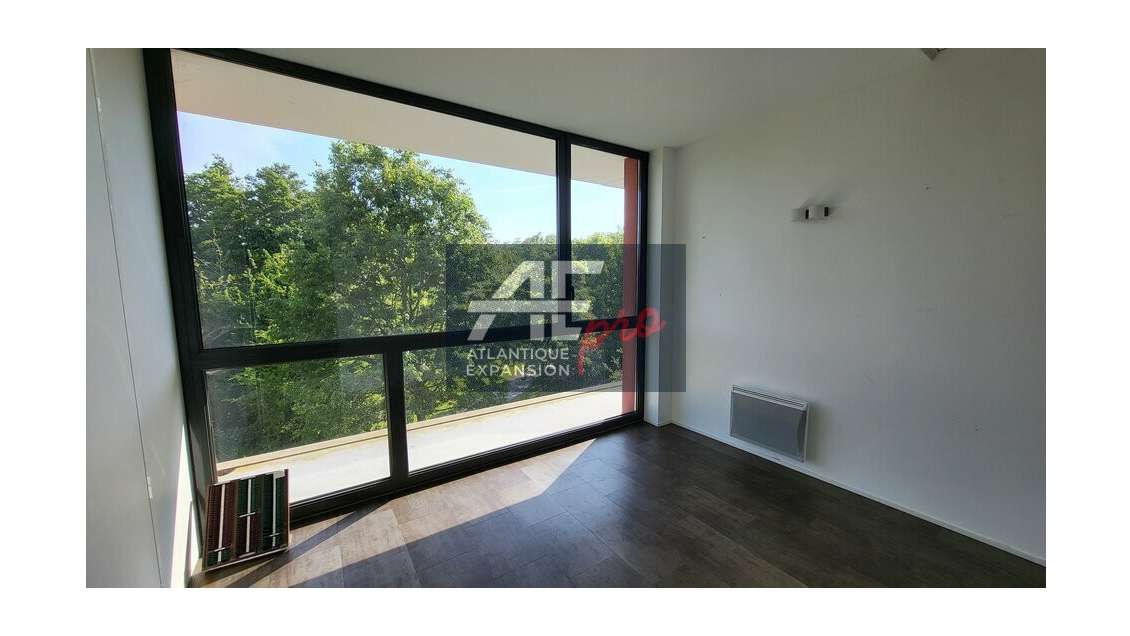 Murs cabinet médical 105m² à vendre Saint Nazaire