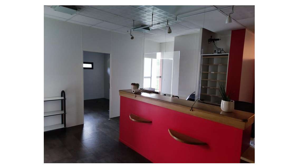 Vente plateau 105m² à Saint-Nazaire