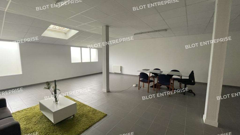 A vendre bureaux 227m² Saint Nazaire Côte d'Amour