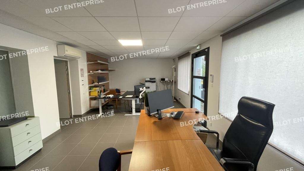 A vendre bureaux 227m² Saint Nazaire Côte d'Amour
