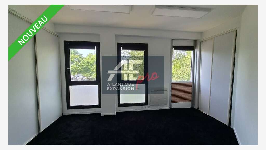Bureaux rénovés 64m² ERP / PMR à Saint-Nazaire