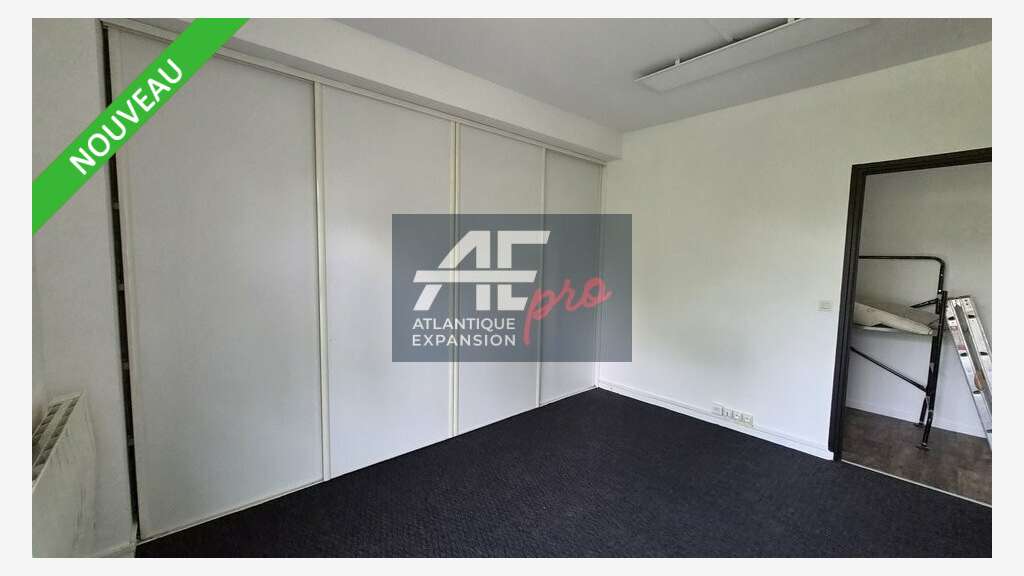 Bureaux rénovés 64m² ERP / PMR à Saint-Nazaire