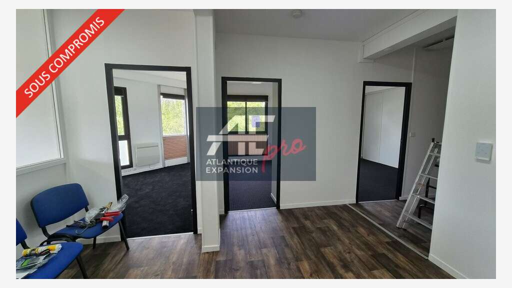 Bureaux rénovés 64m² ERP / PMR à Saint-Nazaire