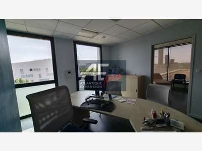 44 - SAINT NAZAIRE - BUREAUX à vendre