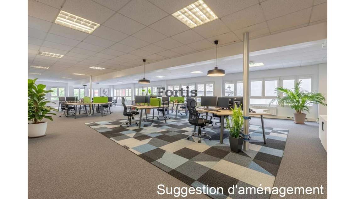 Bureaux rénovés 547m² 16 parkings Métro Garibaldi