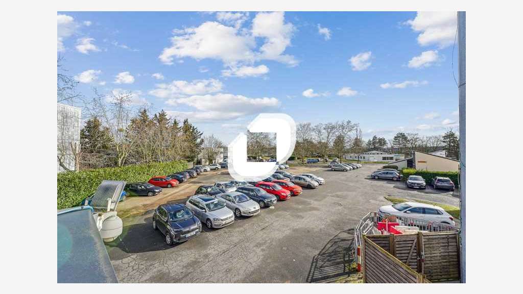Vente Bureaux 610m² Saint ouen l'aumone