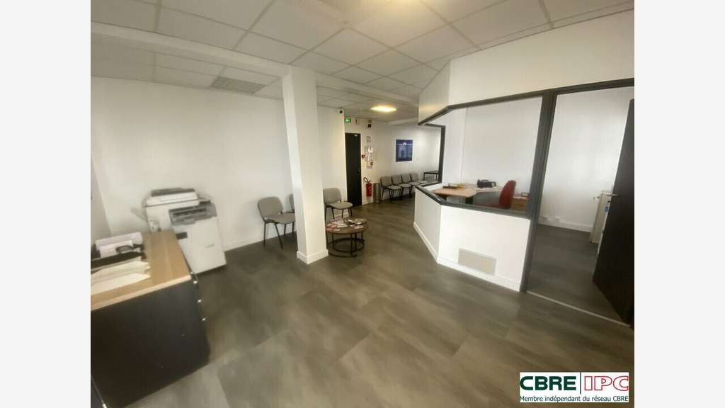Vente bureaux 233m² R+1 à Saint Paul les Dax
