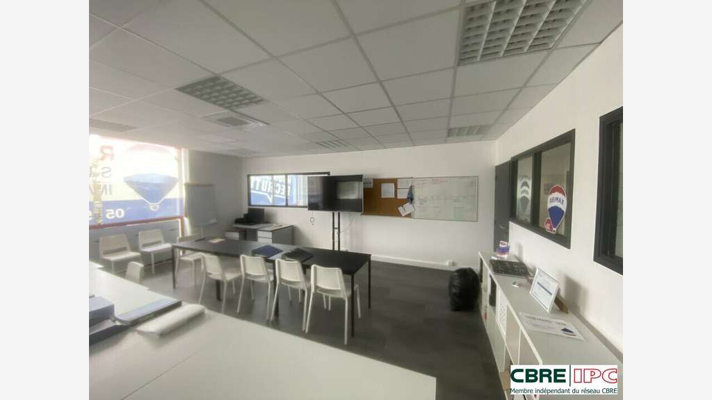 Vente bureaux 233m² R+1 à Saint Paul les Dax