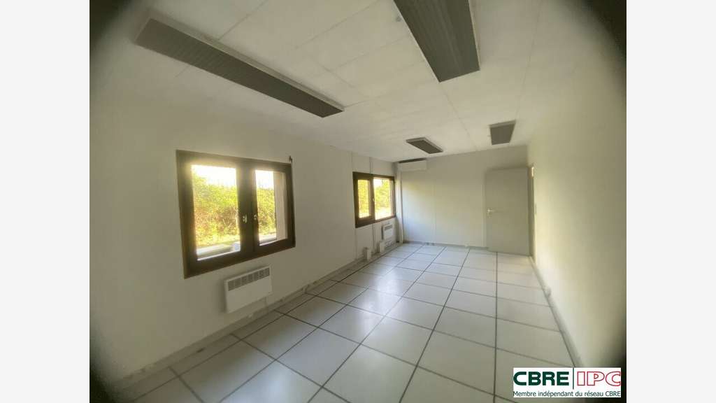 Vente bureaux 293m² à Saint-Paul-lès-Dax