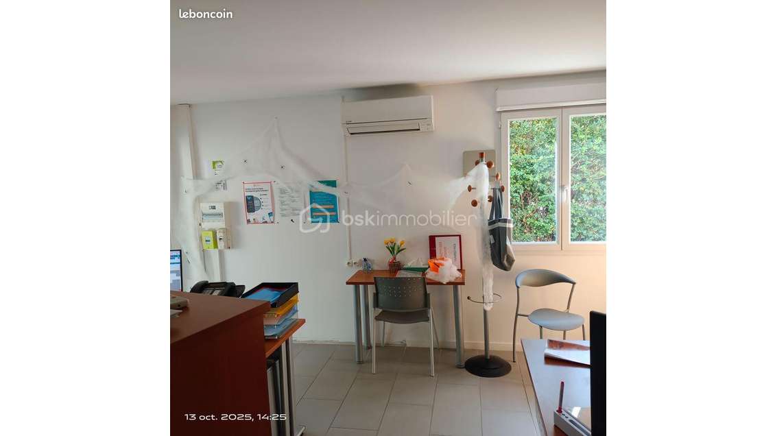 Vente bureaux de 79m² à St-Paul-Trois-Châteaux 