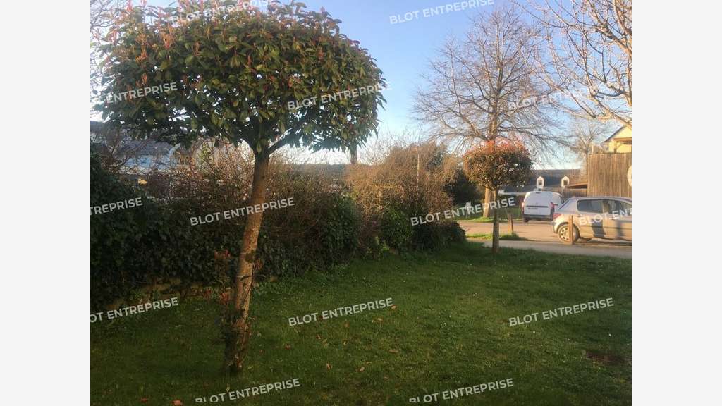 À VENDRE - BUREAUX - SAINT PHILIBERT - 64 m²