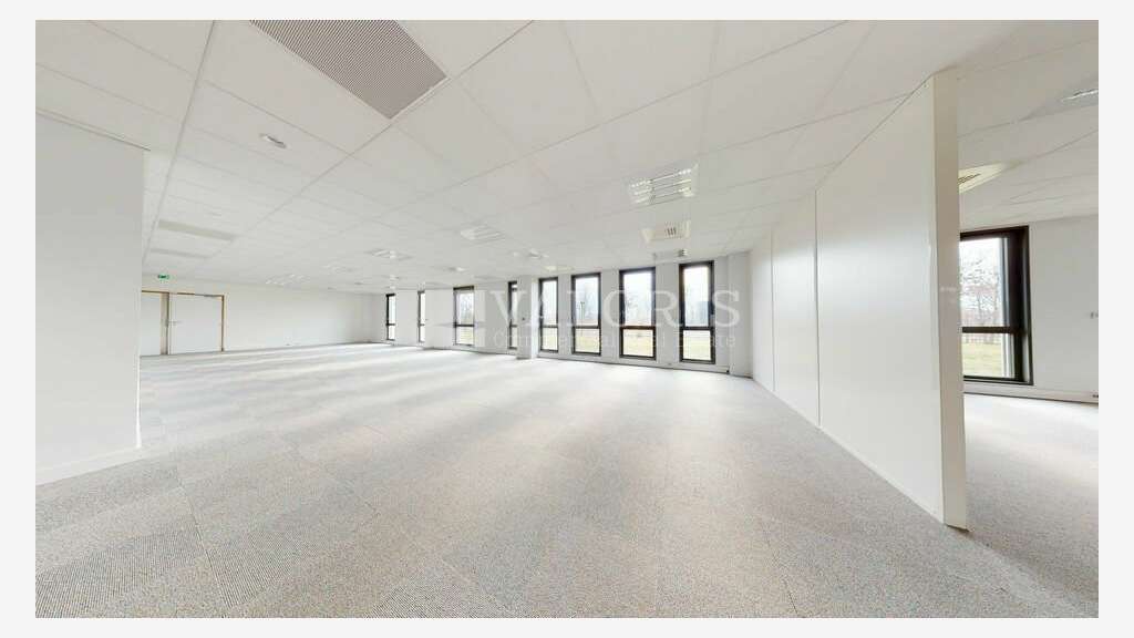 Bureaux de 1348m² à vendre Saint Priest Parilly