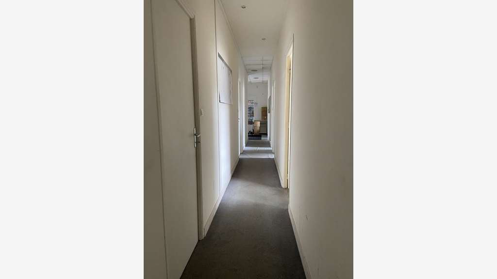 Bureaux loués de 217m² à vendre St Rémy sur Avre
