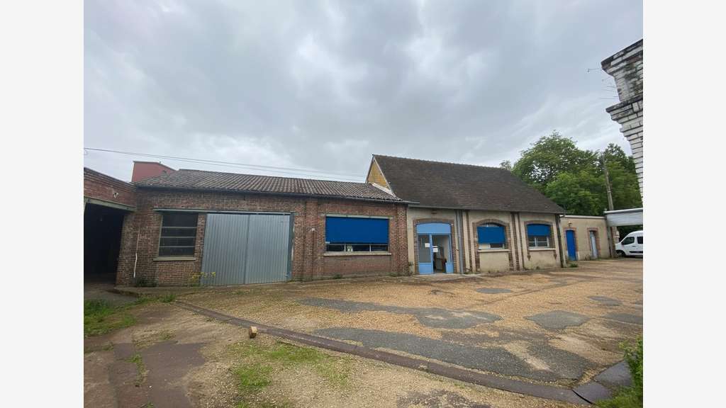 Bureaux loués de 217m² à vendre St Rémy sur Avre