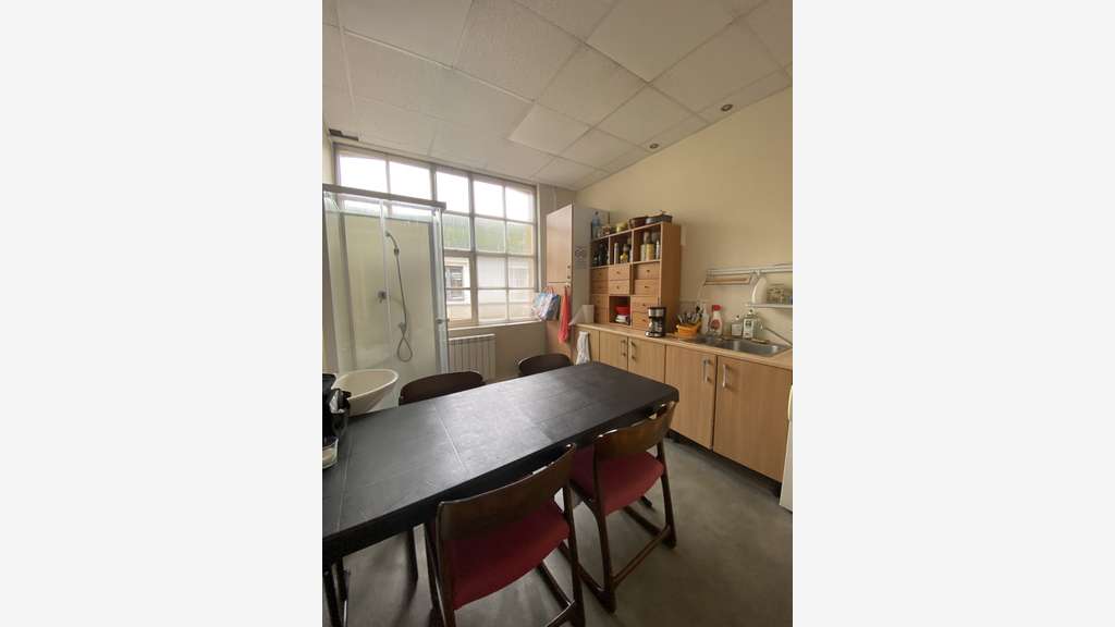 Bureaux loués de 217m² à vendre St Rémy sur Avre